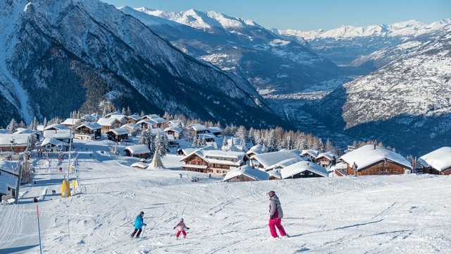 Die Alpe Rosswald im Wallis, Skifahren, Winterwandern, Schneeschuhlaufen, Panorama, Sonne, Ruhe, Erholung